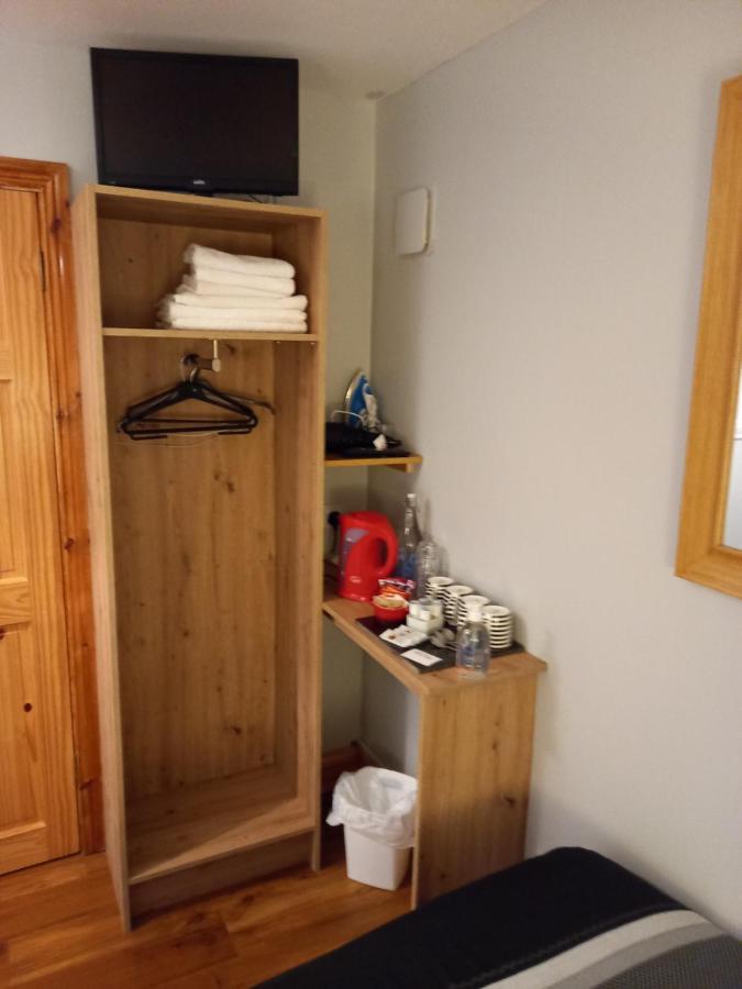 A New U Country Cottage Clynacartan Екстериор снимка