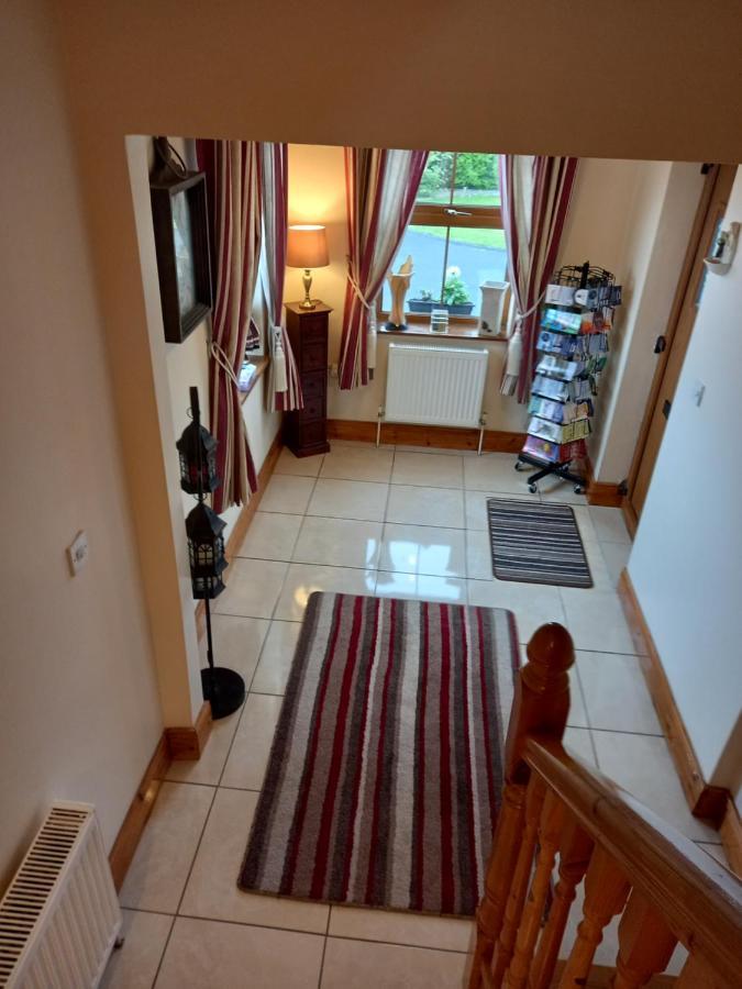 A New U Country Cottage Clynacartan Екстериор снимка