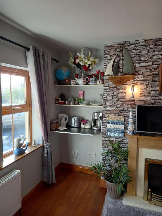 A New U Country Cottage Clynacartan Екстериор снимка